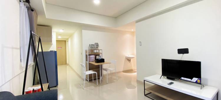 舒适生活和战略性2居室Meikarta公寓(Cozy Living and Strategic 2Br at Meikarta Apartment)图片