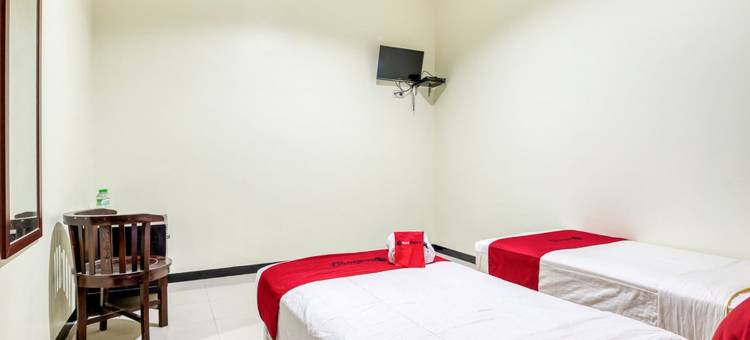 红多兹伊斯兰酒店-泗水科汀唐(RedDoorz Syariah @ Ketintang Surabaya)图片