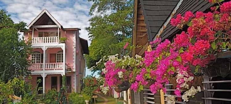 萤火虫海滩秘密小屋酒店(Secret Cabins at Firefly Beach)图片