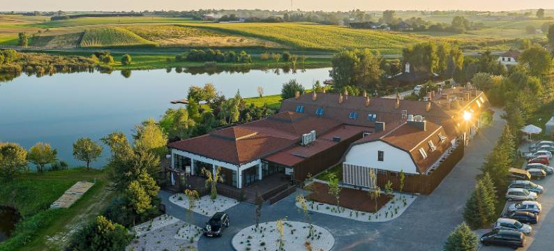 迪沃尔波古辛餐厅酒店(Dwór Bogucin Hotel&Restauracja)图片