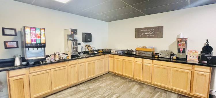 费尔布里奇客栈和套房库尔罗(FairBridge Inn & Suites Cuero)图片