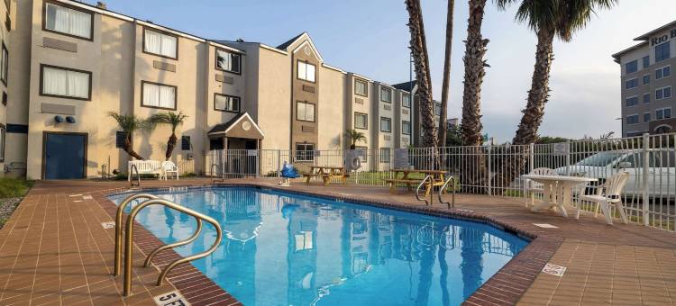 德克萨斯迈克艾伦- 东 6号汽车旅馆(Motel 6 McAllen, TX - East)图片