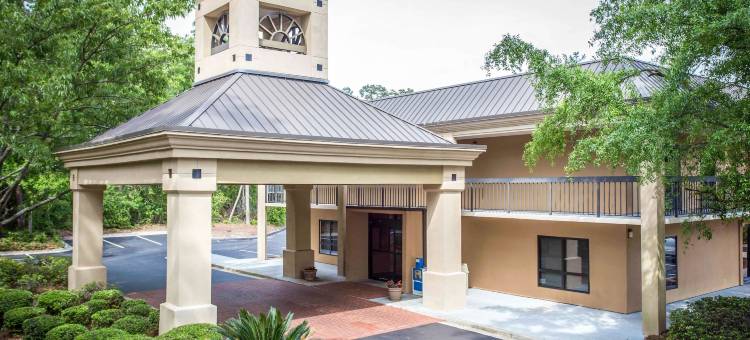 艾肯南克拉丽奥酒店及套房(Clarion Inn & Suites Aiken South)图片