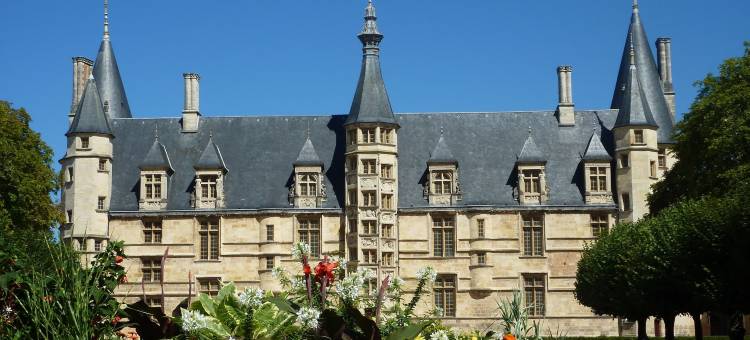 耐沃瓦雷讷沃泽勒宜必思快捷酒店(Ibis Budget Nevers Varennes Vauzelles)图片