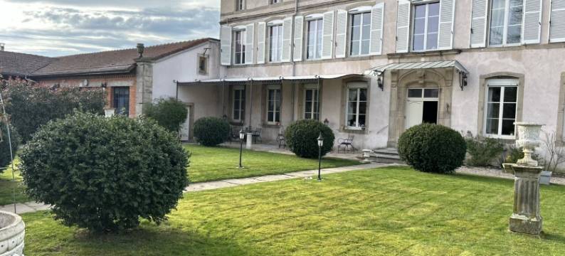 法伊鲁克斯城堡(Le Château de Failloux, Piscine intérieure)图片