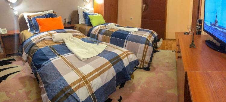 马其顿广场客房酒店的房间(Room in Guest Room - Hotel Square Macedonia)图片