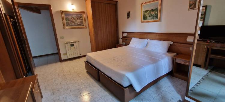 蒙特格里诺湖景酒店(Hotel Montegrino Lakeview)图片