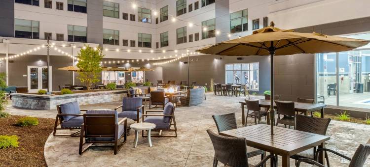 达文波特阔德城坎布里亚酒店(Cambria Hotel Davenport Quad Cities)图片