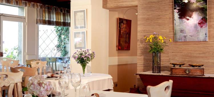 伯纳和克莱德斯尚普之家酒店(Logis Burnel Et la CLE des Champs)图片