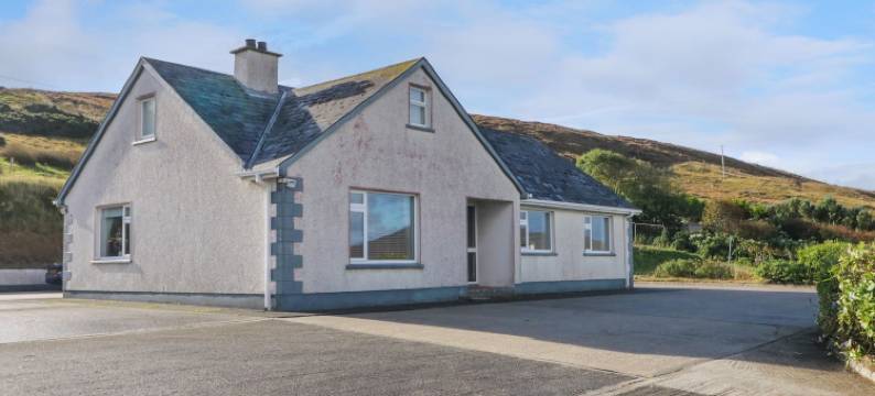 安妮和帕迪的房子(Teach Annie Agus Paddy)图片