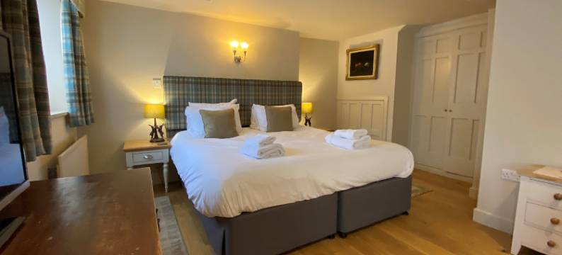 庄园屋红狮酒店(The Red Lion & Manor House)图片