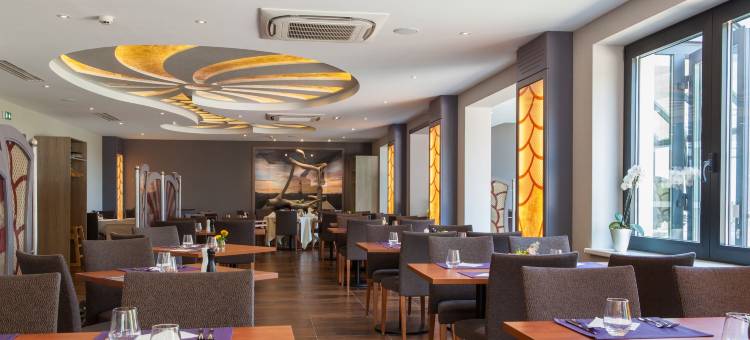 克莱埃布尔酒店餐厅(Hotel Restaurant le Cleebourg)图片