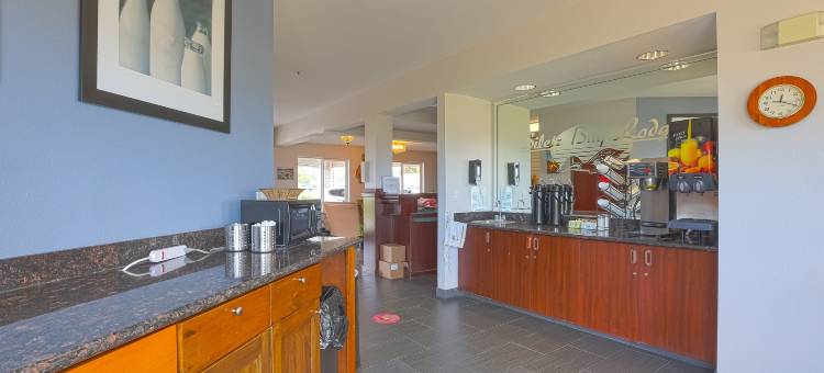 OYO林肯城西莱茨湾海滨酒店(Siletz Bay Beachfront Hotel by OYO Lincoln City)图片