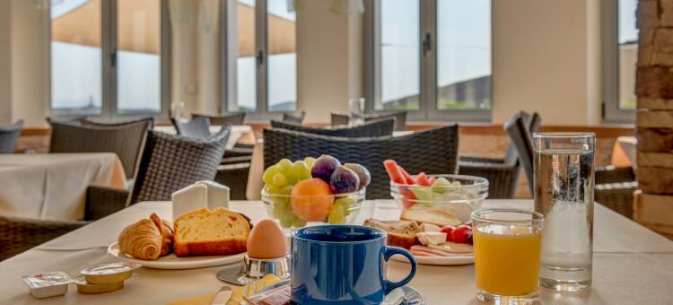 日出海滩套房酒店(Sunrise Beach Suites)图片