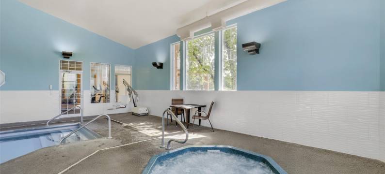 河滨贝斯特韦斯特优质套房酒店(Best Western Plus Riverfront Hotel and Suites)图片