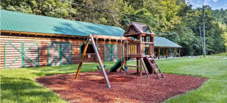 Modern 4BR: Mtn View/Hot Tub/Arcade/Resort Perks图片