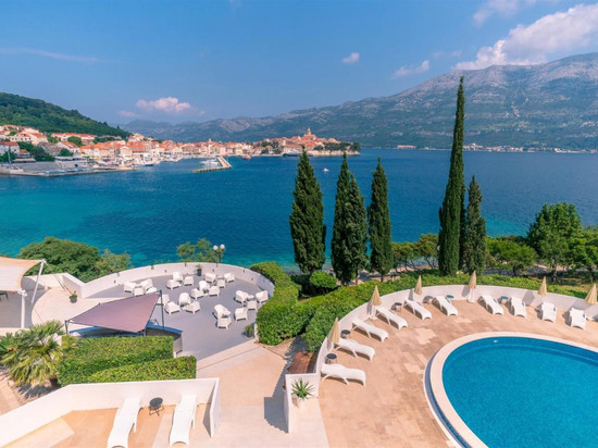 阿米内斯优尼克利布尔纳酒店