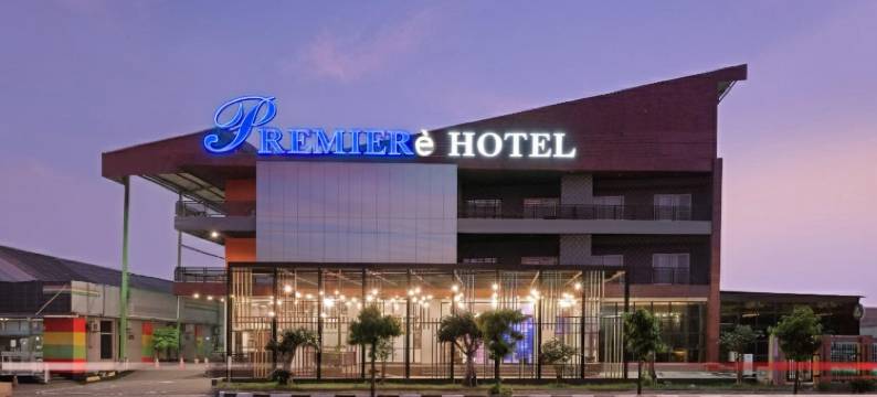 直葛首映酒店(Premiere Hotel Tegal)图片