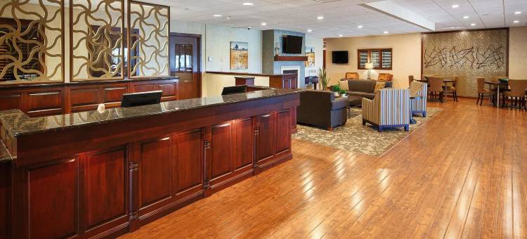 迪比克贝斯特韦斯特优质酒店暨会议中心(Best Western Plus Dubuque Hotel  Conference Center)图片