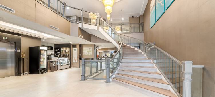 尼亚加拉瀑布华美达广场酒店(Ramada Plaza by Wyndham Niagara Falls)图片