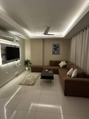 位于高尔拉的2卧室公寓-平方米|带2个独立浴室(Luxury 2 Bed in central location)