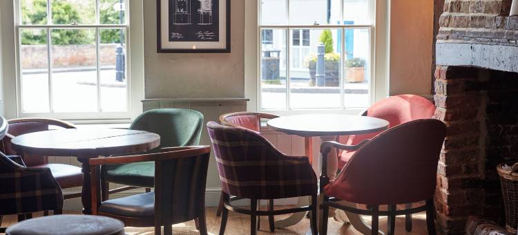 萨克斯泰德天鹅酒店 - 格林国王旅馆(Swan Hotel by Greene King Inns)图片