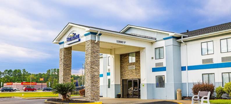 温特沃斯港温德姆呗盟酒店(Baymont by Wyndham Port Wentworth)图片