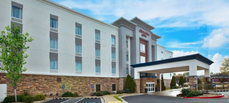 希尔顿欢朋酒店-北小岩麦凯恩购物中心(Hampton Inn North Little Rock-McCain Mall)图片