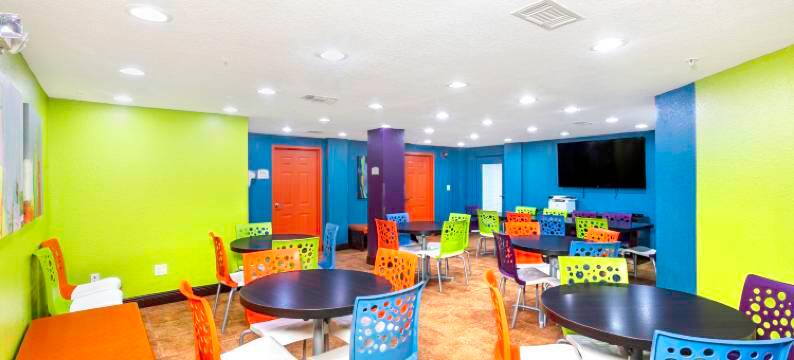 韦斯顿镇中心米兹纳广场，劳德代尔堡(Mizner Place at Weston Town Center, Fort Lauderdale)图片