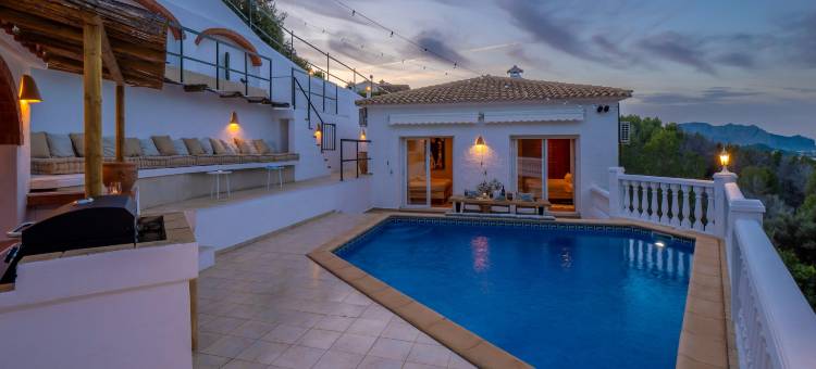 Beautiful villa with pool and stunning view图片