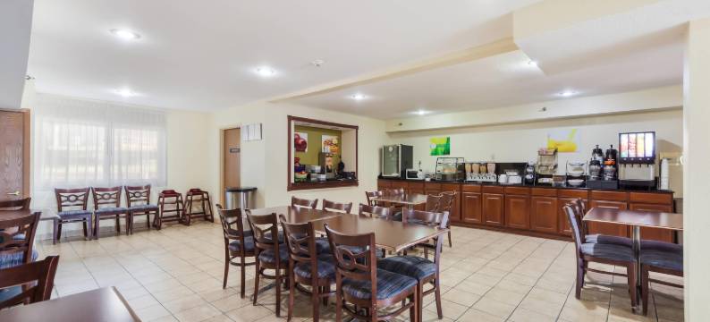 林肯玉米壳品质酒店(Quality Inn Lincoln Cornhusker)图片