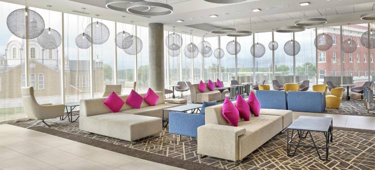 埃德蒙顿市中心希尔顿逸林酒店(DoubleTree by Hilton Edmonton Downtown)图片