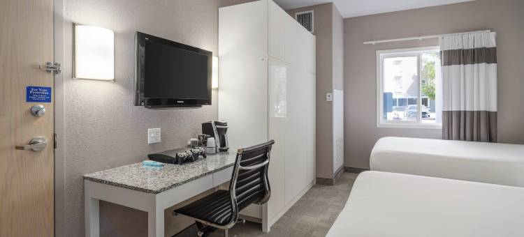 梅迪辛哈特普雷里克雷斯特洲际酒店(Prairie Crest Medicine Hat by IHG)图片