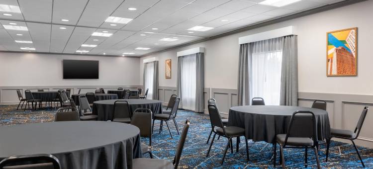 底特律绍斯盖特欢朋酒店(Hampton Inn Detroit/Southgate)图片