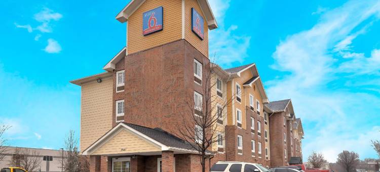 郊区长住酒店(Studio 6 Lenexa, KS - Overland Park)图片