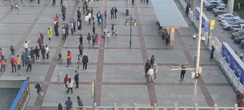 共和香巴拉央庆酒店图片