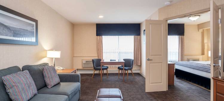 里贾纳桑德曼酒店及套房(Sandman Hotel & Suites Regina)图片