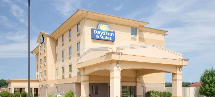 拉塞尔维尔温德姆戴斯套房酒店(Days Inn & Suites by Wyndham Russellville)图片