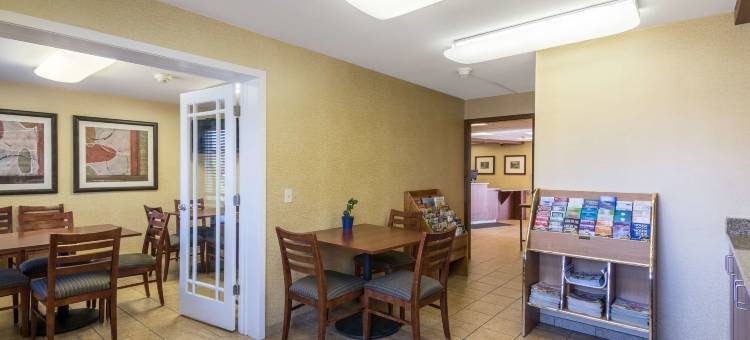 威斯康星州欧克莱尔汽车旅馆(Motel 6 Eau Claire, WI)图片