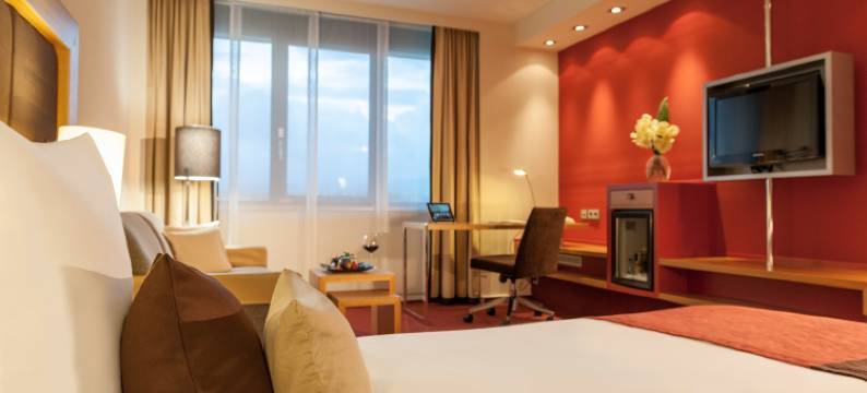 陶努斯森 特鲁马法兰克福-巴赫苏尔茨多林特饭店(Dorint Main Taunus Zentrum Frankfurt Sulzbach)图片