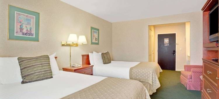 德雷珀华美达酒店(Ramada by Wyndham Draper)图片