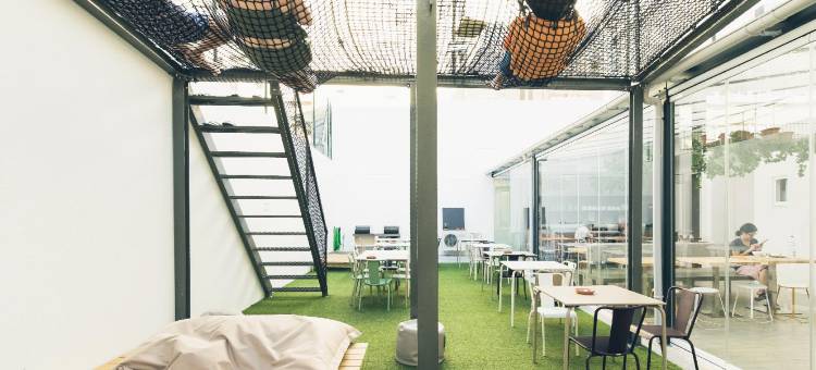 WOT 社交庭院(WOT Patio Social)图片