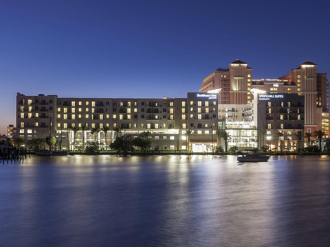 克利尔沃特海滩居家酒店