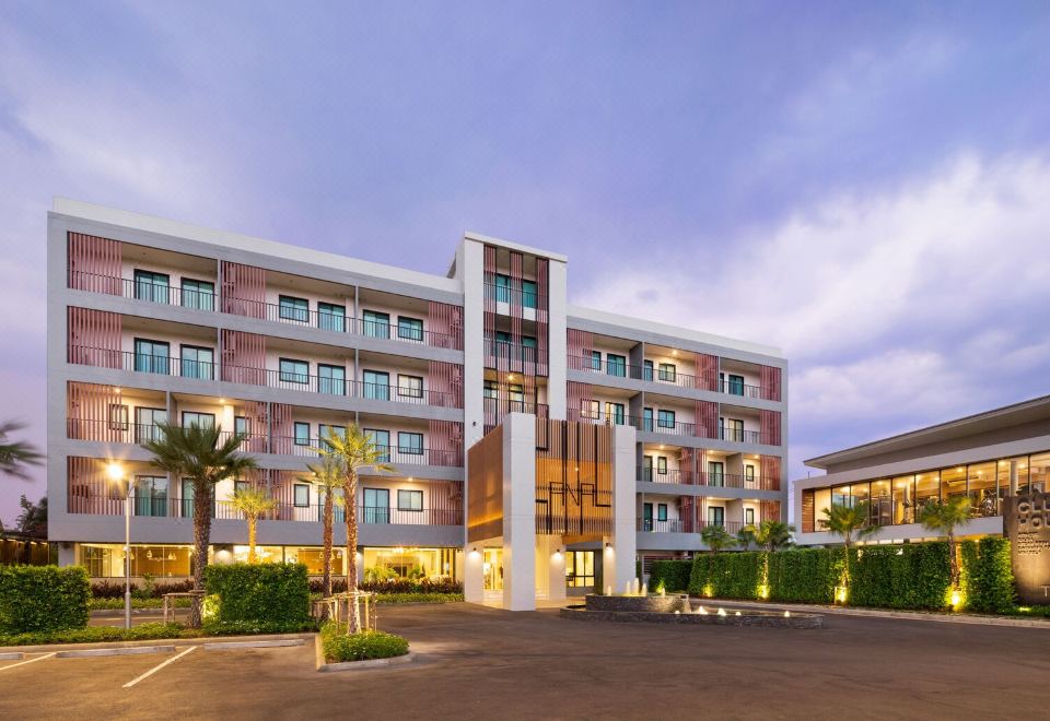 The Canal 304 Hotel & Residence Over view