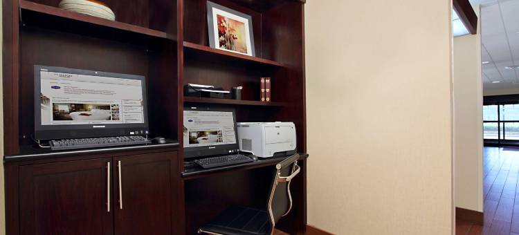 哥伦布国际机场希尔顿欢朋酒店(Hampton Inn Columbus-International Airport)图片