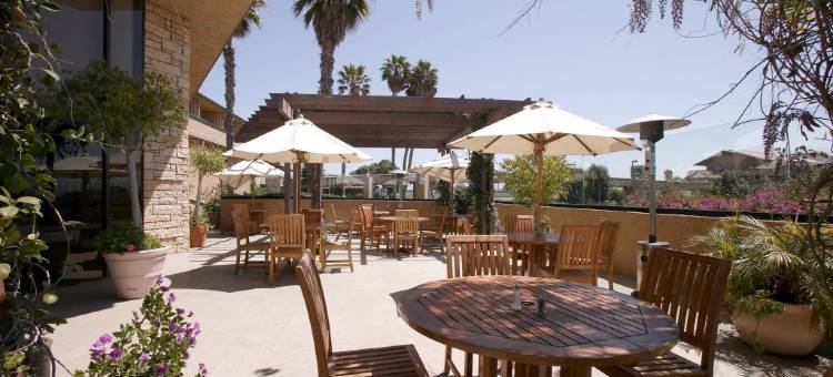 本图拉港福朋喜来登度假酒店(Four Points by Sheraton Ventura Harbor Resort)图片
