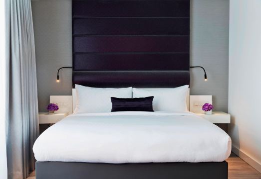 Renaissance Wien Hotel Hotel Overview