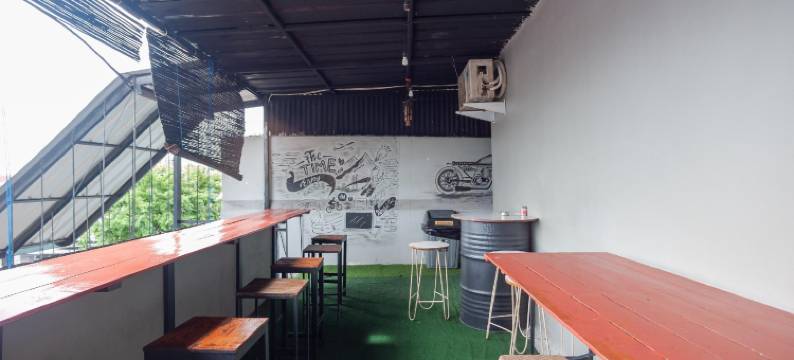 红多兹Plus酒店-科马约兰(RedDoorz Plus @ Kemayoran)图片