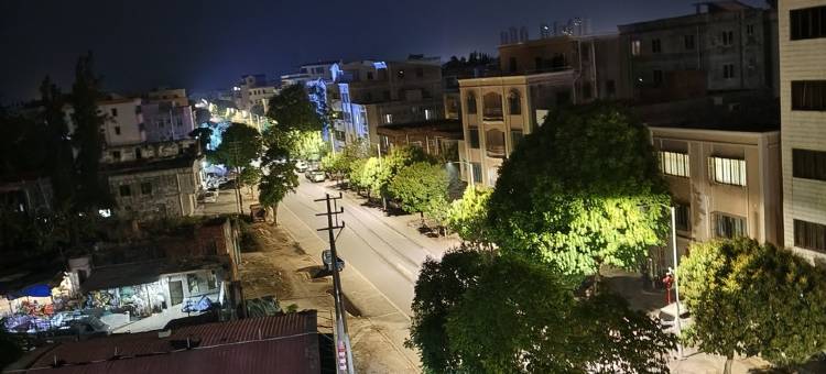 栖雅阁民宿(下里南路分店)图片