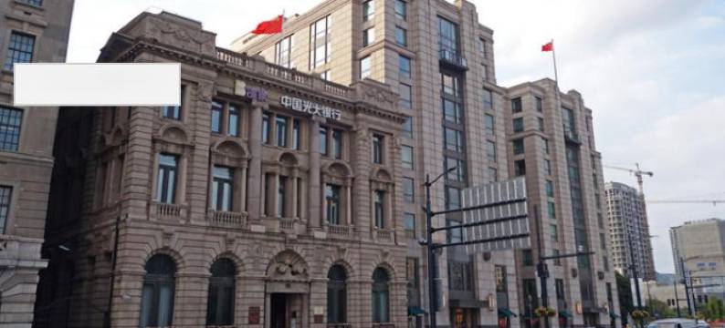 尖微空间旅行酒店(上海火车站二店)图片